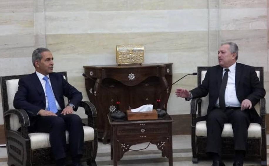 زيدان يبحث مع رئيس الوزراء السوري التعاون بين البلدين في الاختصاص القضائي