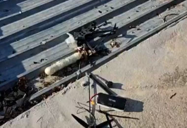 سقوط مسيرة محملة بالمتفجرات والمسامير على سطح منزل في دهوك